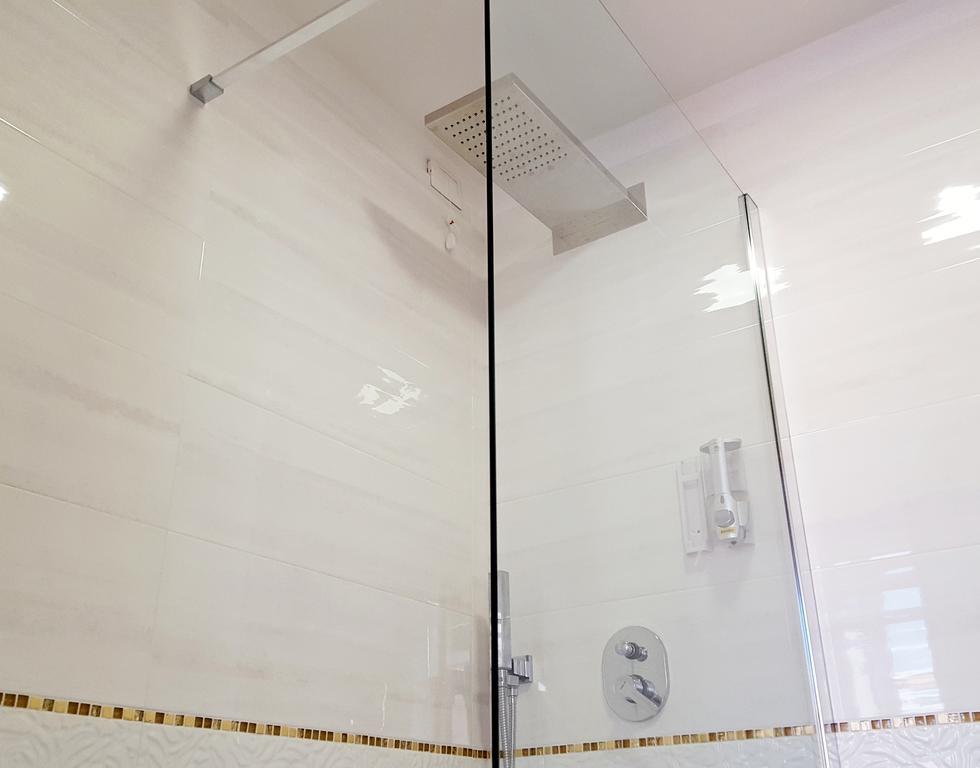 Brezza Marina Luxury Gasthof 2*